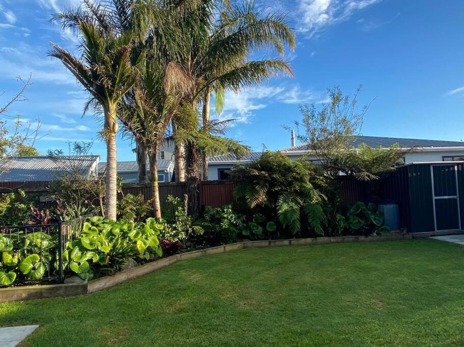 Coastal Comfort On Cook Drive Villa Whitianga Exterior photo