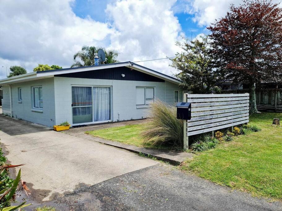 Coastal Comfort On Cook Drive Villa Whitianga Exterior photo